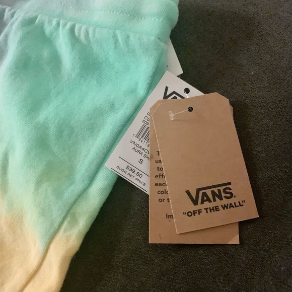 VANS Tie Dyed Shorts Women’s - NWT - Picture 3 of 5